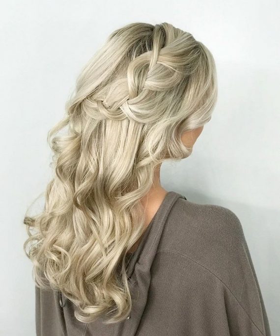 Gorgeous Ways To Wear Your Hair Down For Your Wedding