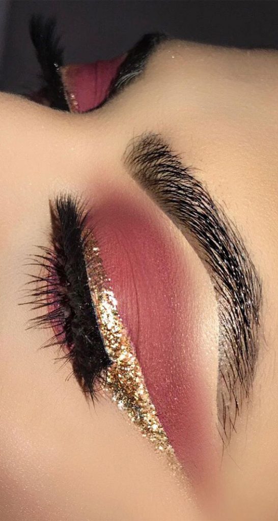 Gorgeous Eyeshadow Looks The Best Eye Makeup Trends Berry Glam Eyeliner