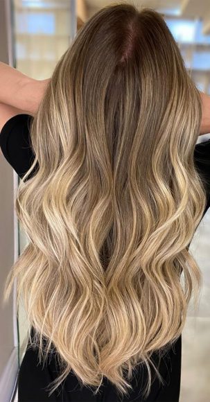 Gorgeous Hair Colour Trends For Baby Blonde Light Illumina Colour