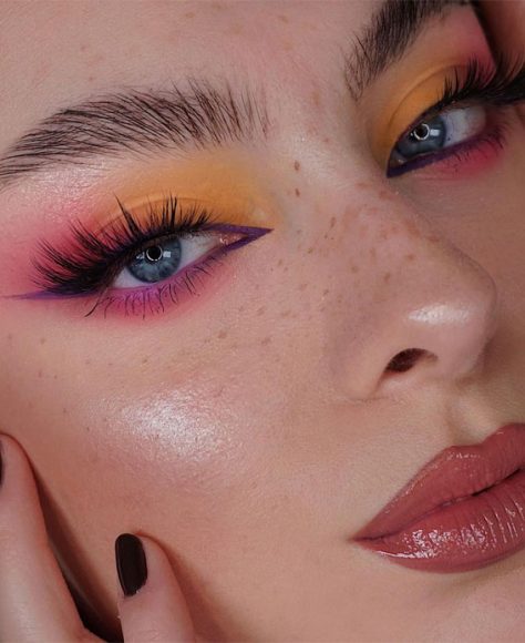 Cool Makeup Looks That Ll Blow Your Mind Pink And Yellow Eyeshadow
