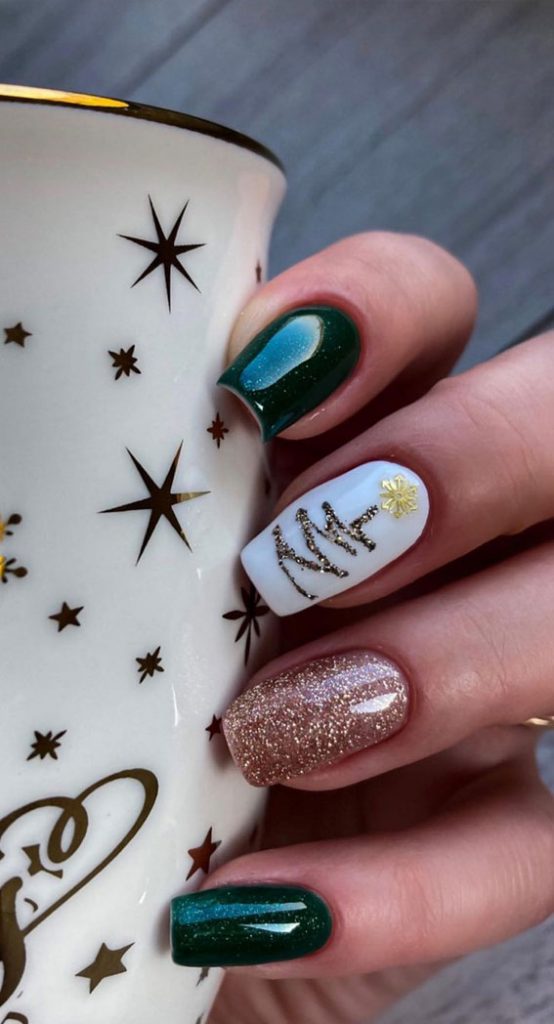 Festive Christmas And Holiday Nails Green And Glitter Festive