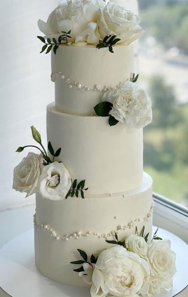 Timeless Pearl Wedding Cakes Pearl White Cake Adorned With White