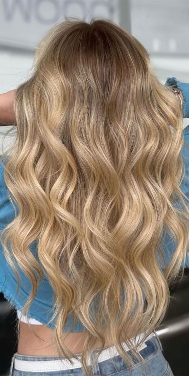 50 Trendy Hair Colour For Every Women Baby Blonde Wavy