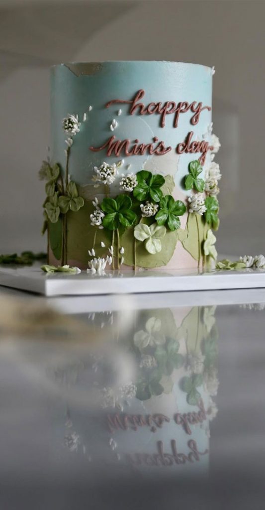 Cute Buttercream Flower Cake Ideas Green Flower Cake