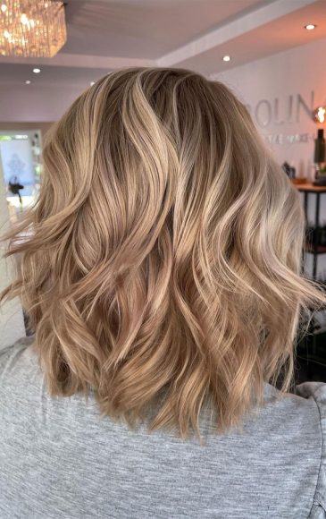 32 Trendy Blonde Hair Colour Ideas Beige Blonde Lob Length Soft Waves