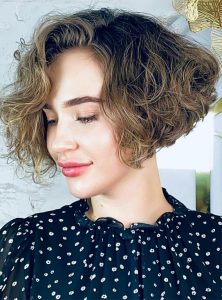 40 Timeless Charm Of The Bob Haircuts Hairstyles Soft Curl Ear