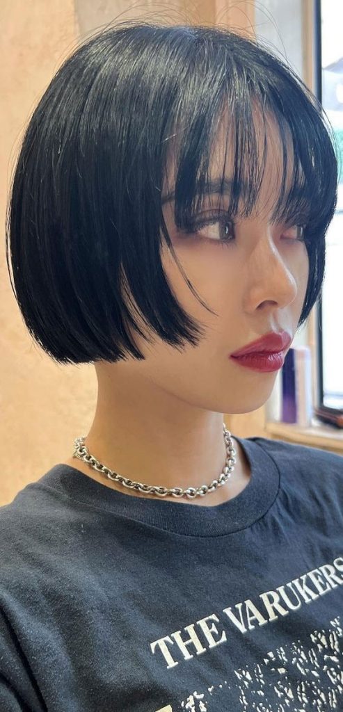 Versatile Bob Haircuts For Every Occasion Dark Hair Bob With Long