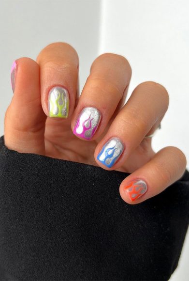 Chic Short Nail Art Designs For Maximum Style Chrome Short Nails With