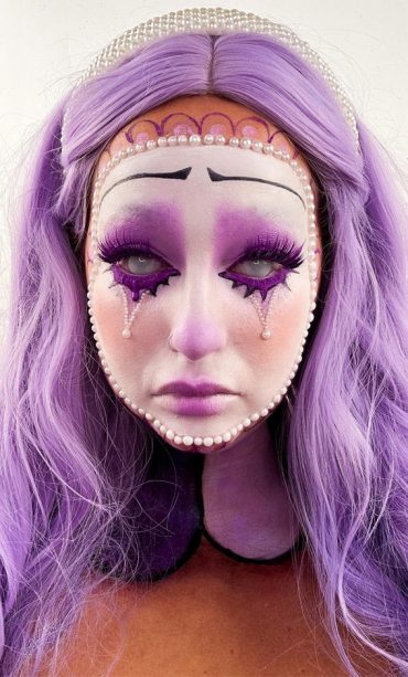 Spooky Halloween Makeup Transformation Ideas Sad Crown Pearl