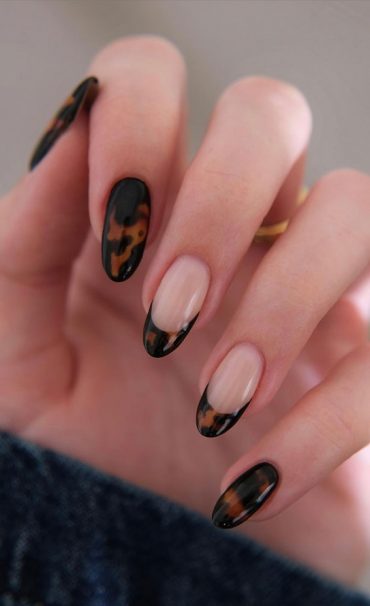 50 Charming Fall Nail Art To Adorn Your Tips Dark Tortoiseshell Nails