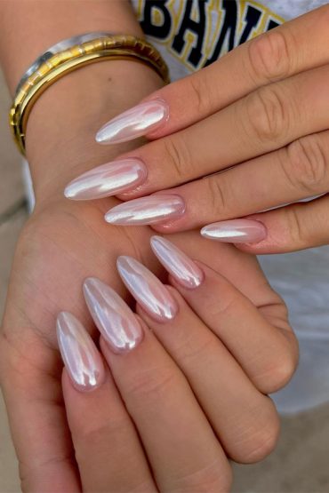 Chrome Elegance Stunning Nail Art Ideas Blush Pearl Chrome Nails