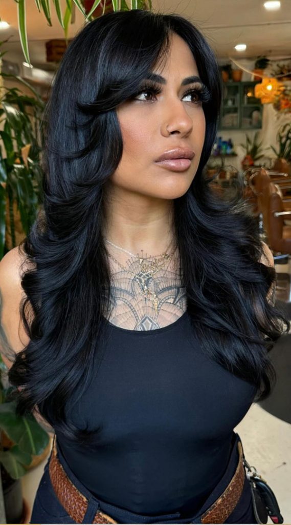 Trendsetting Short Layer Cuts On Long Hair Glam Midnight Black Layers