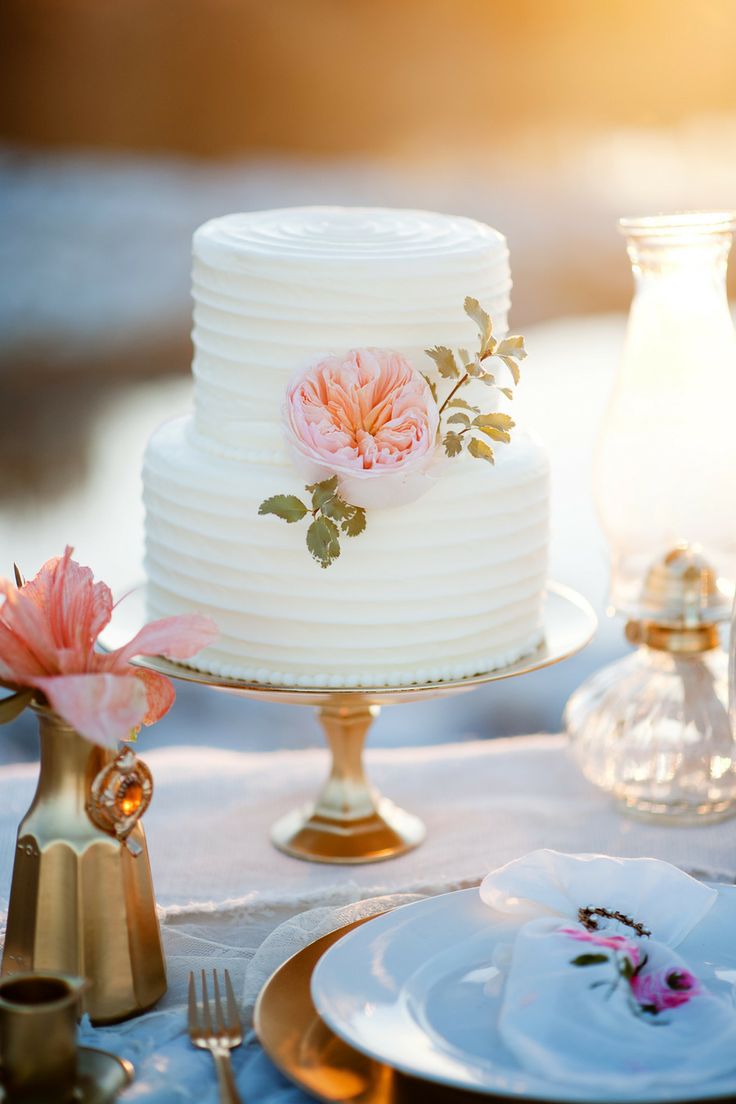 Buttercream wedding cake5