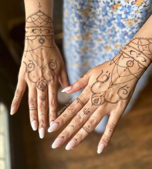 Captivating Henna Designs Gorgeous Hand Ornaments Fab Mood