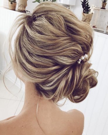 87 Fabulous Wedding Hairstyles For Every Wedding Dress Neckline