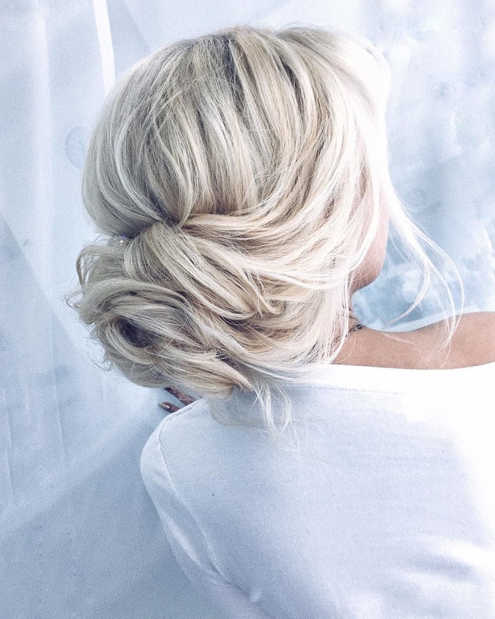 Gorgeous Updo Hairstyle That You’ll Love To Try