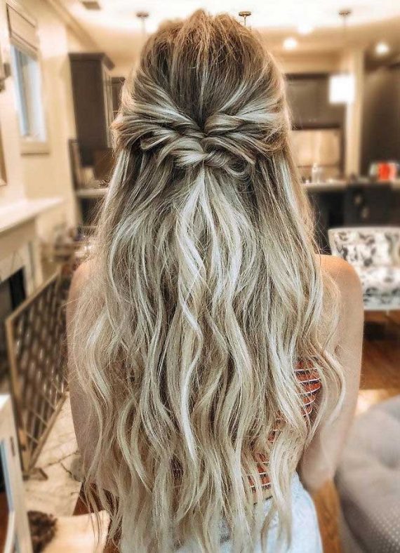 Beautiful Half up Half down Wedding Hairstyle Ideas