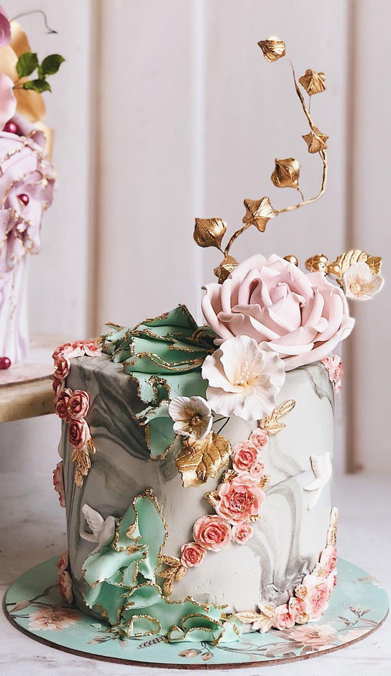 100 Pretty Wedding Cakes To Inspire You – Floral on Marble