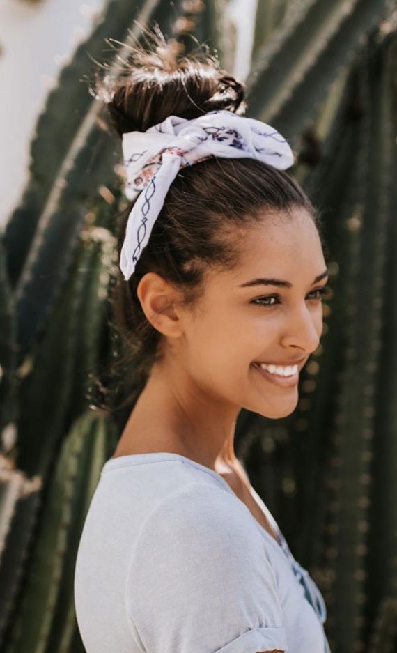 21 Pretty Ways To Wear A Scarf In Your Hair