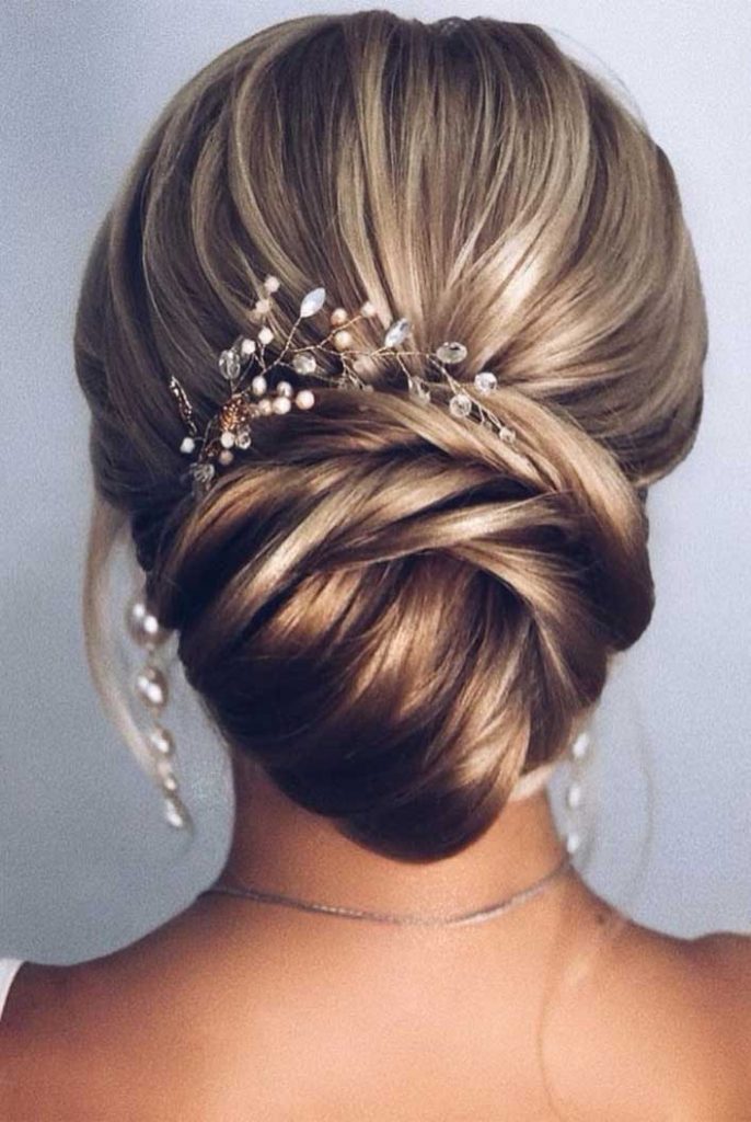 64 Chic Updo Hairstyles For Wedding And Any Occasion 