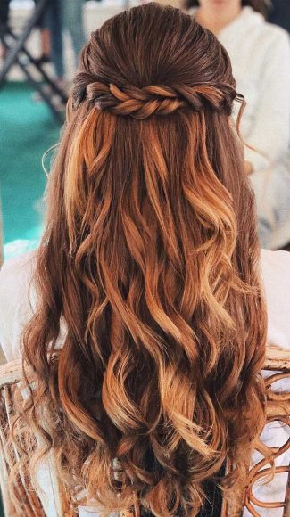 easy half up half down hairstyles