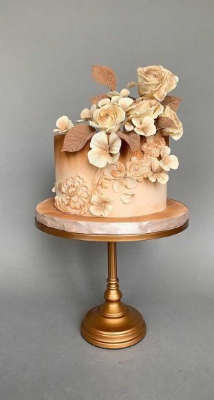 The Prettiest & Unique Wedding Cakes We’ve Ever Seen