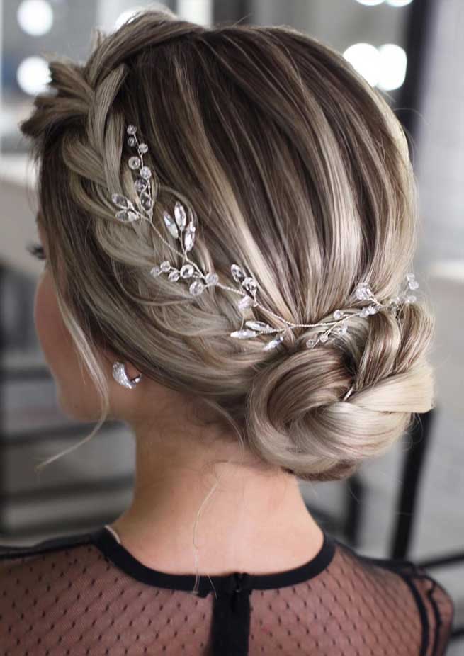 bridal hairdo for long hair