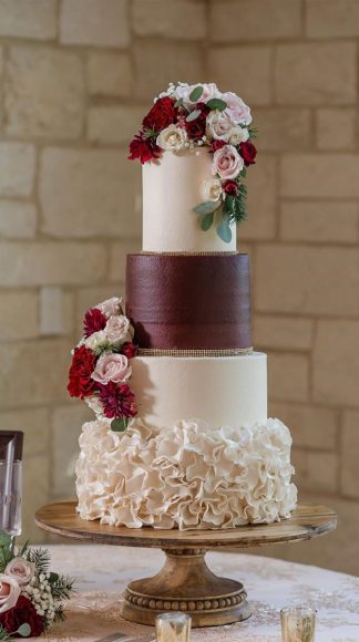 Possibly The Prettiest Wedding Cakes Ever