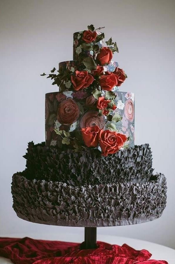 57 Pretty wedding cakes almost too pretty to cut