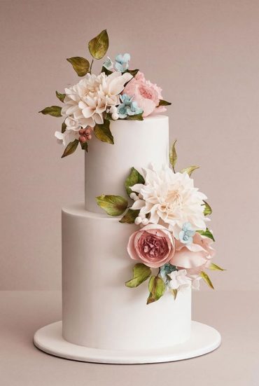 57 Pretty wedding cakes almost too pretty to cut