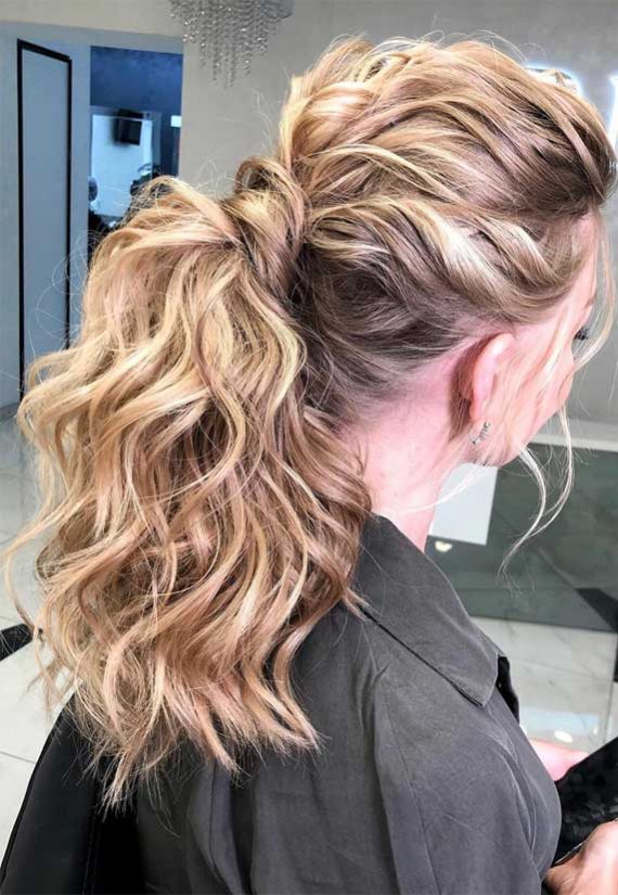 Gorgeous ponytail hairstyle to complete your look this spring & summer