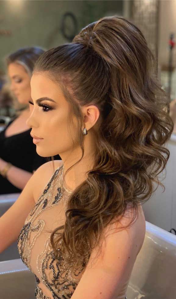 5 Fun-Tastic Hairstyles With Curly Human Hair Ponytail Extension