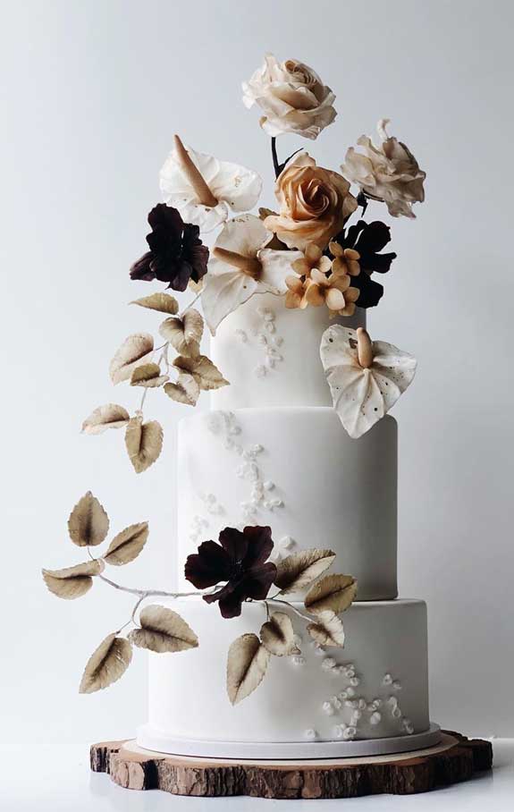 beautiful wedding cake 2020, unique wedding cake designs, wedding cake designs 2020, best wedding cake designs, wedding cake designs, textured wedding cakes, wedding cake trends #weddingcakes