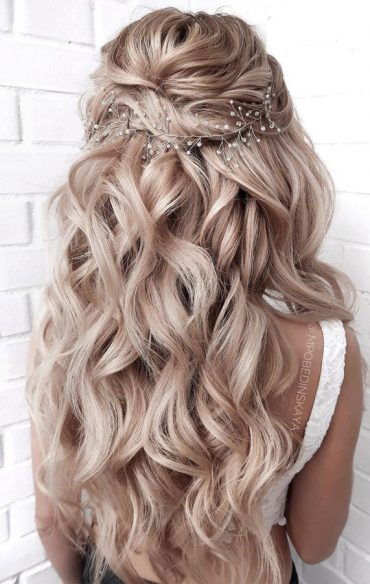 20 Trendy Half Up Half Down Hairstyles