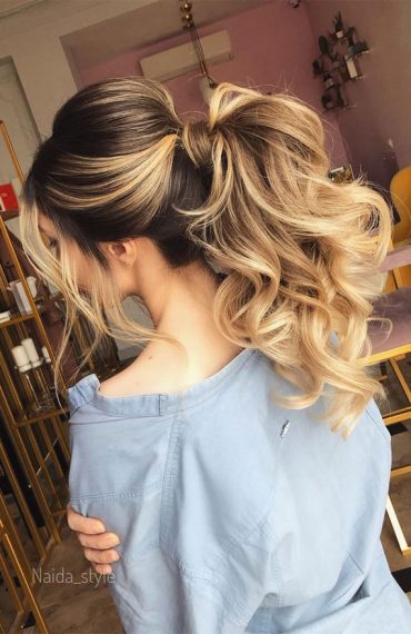 Gorgeous ponytail hairstyle to complete your look this spring & summer