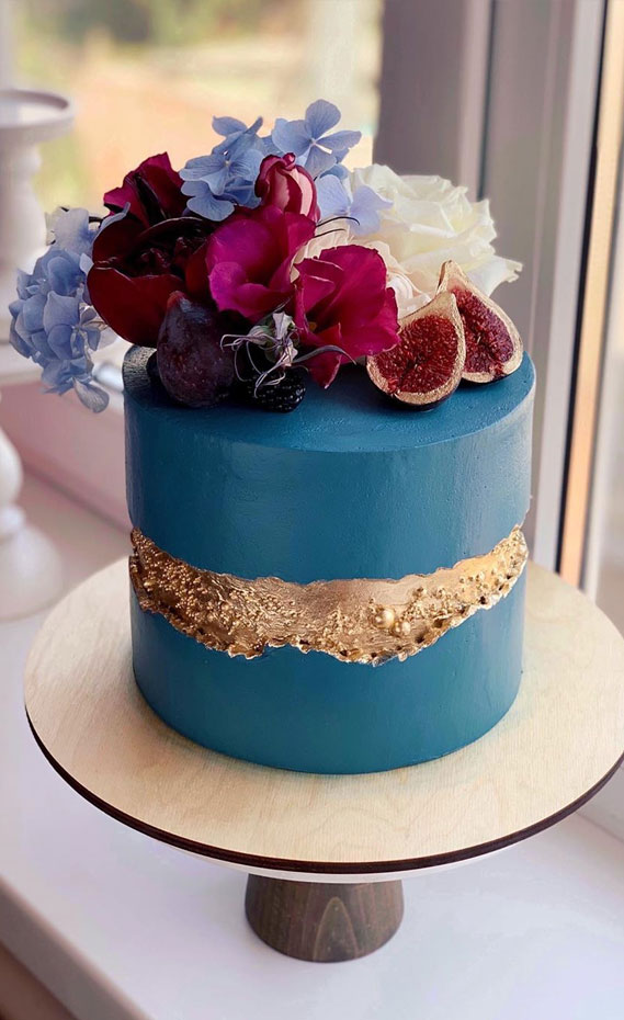 Blue Eye Cake | Floralia Bakery