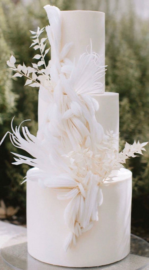 white wedding cake, white modern wedding cake, modern wedding cake, minimalist wedding cake, best wedding cakes 2020, creative wedding cakes, wedding cake designs, wedding cakes 2020 #weddingcakes wedding cake ideas, wedding cakes #cakedesigns 
