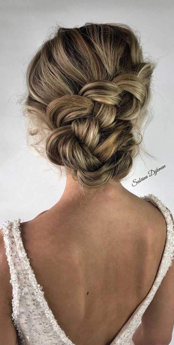 Chic Updo Hairstyles for Modern Classic Looks – Chunky Braid