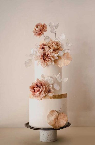 These 39 Wedding Cakes Are Seriously Pretty