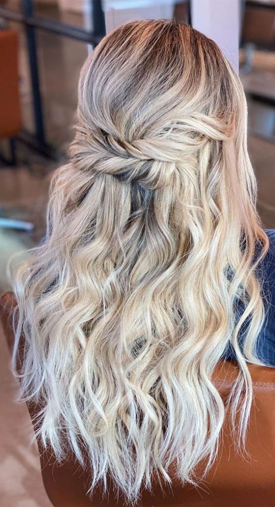 Gorgeous Half up hairstyles - 45 Stylish Ideas : Chic braid half up