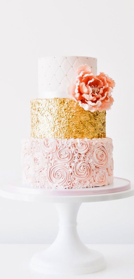 painted buttercream wedding cake, textured buttercream wedding cake, textured wedding cake, textured wedding cakes, concrete wedding cakes, wedding cake #weddingcake #cakedecorating wedding cake trends, wedding cakes 2020