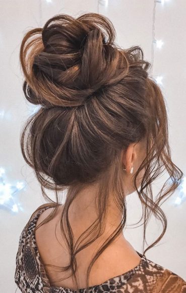 Gorgeous Updos for Medium Hair to Inspire New Looks