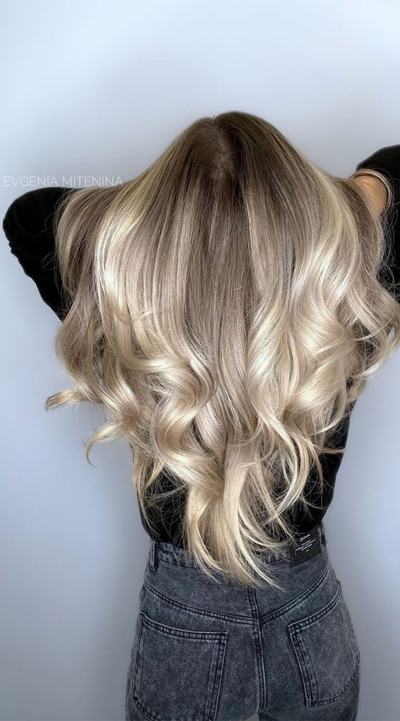 Fresh Hair Color Ideas In 2020 – Beige blonde layers