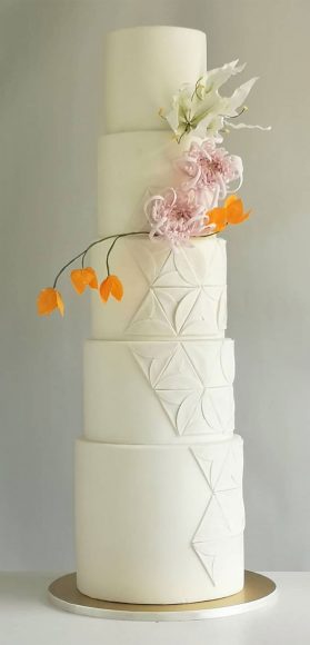 22 Clean and Contemporary Wedding Cakes : 5 tier cake