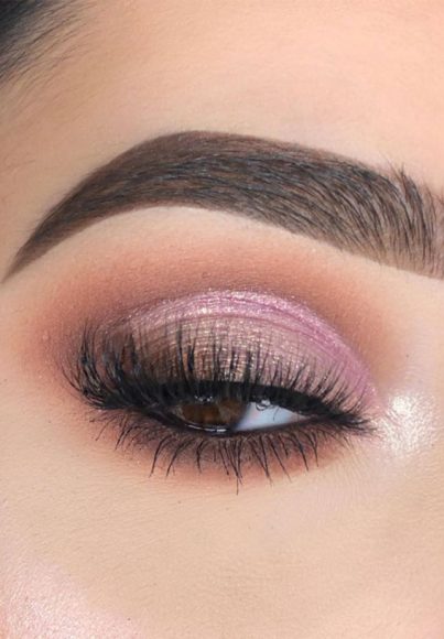 Gorgeous Eyeshadow Looks The Best Eye Makeup Trends – Subtle Pink