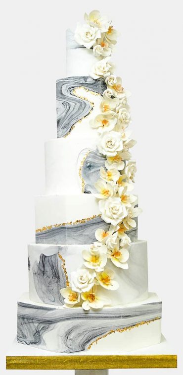 These Jaw Dropping Wedding Cakes Deserve To Be Framed Contrasts