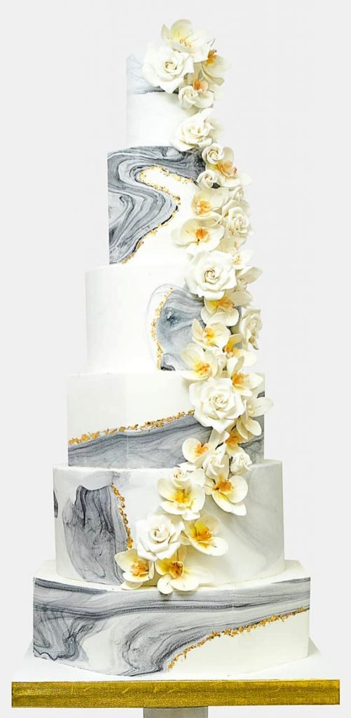 These 50 Jaw Dropping Wedding Cakes Deserve To Be Framed Contrasts 