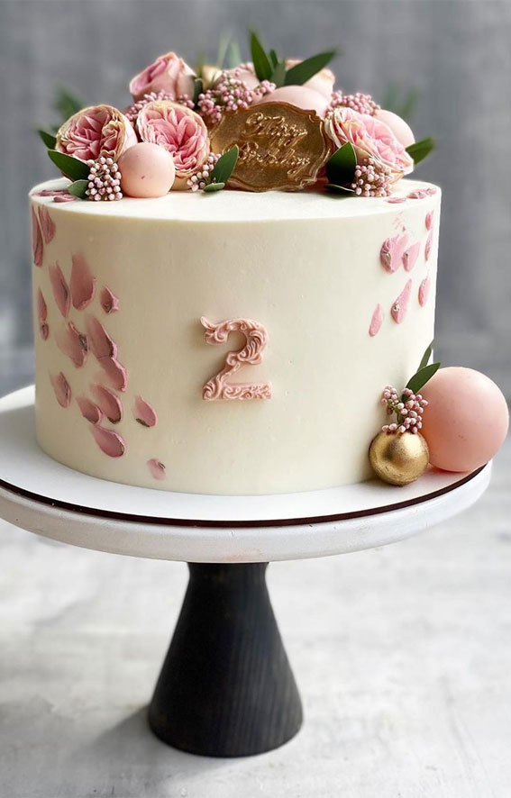38+ Beautiful Cake Designs To Swoon : Cake with Purple Icing Drips