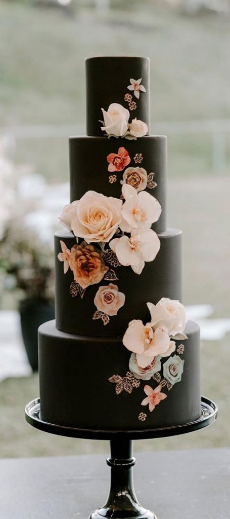 These 50 Jaw Dropping Wedding Cakes Deserve To Be Framed Floral And Moody 