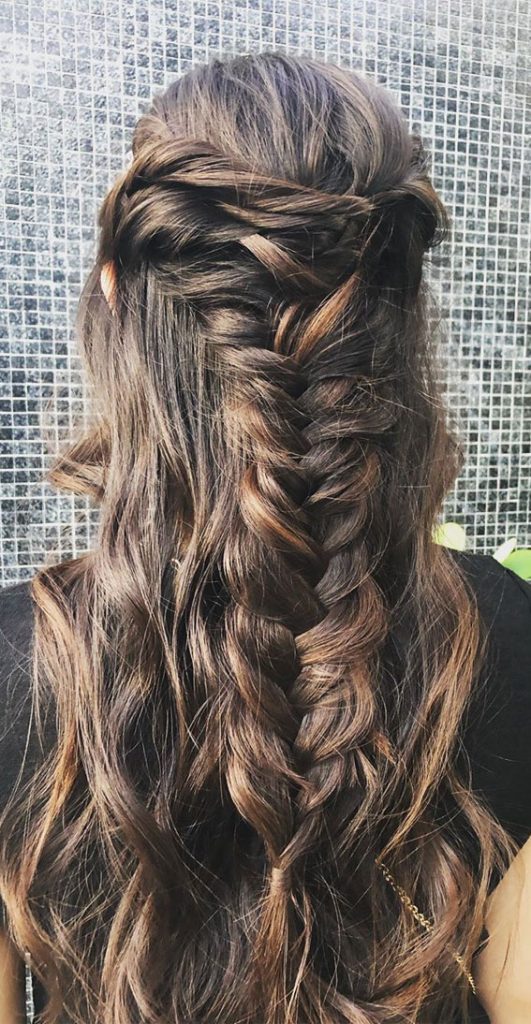 33 Romantic half up half down hairstyles : boho twist & braid